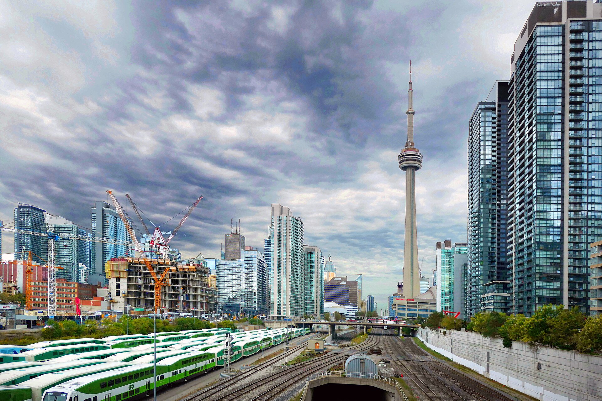 Toronto skyline with the CN Tower, home of Cohere's headquarters
